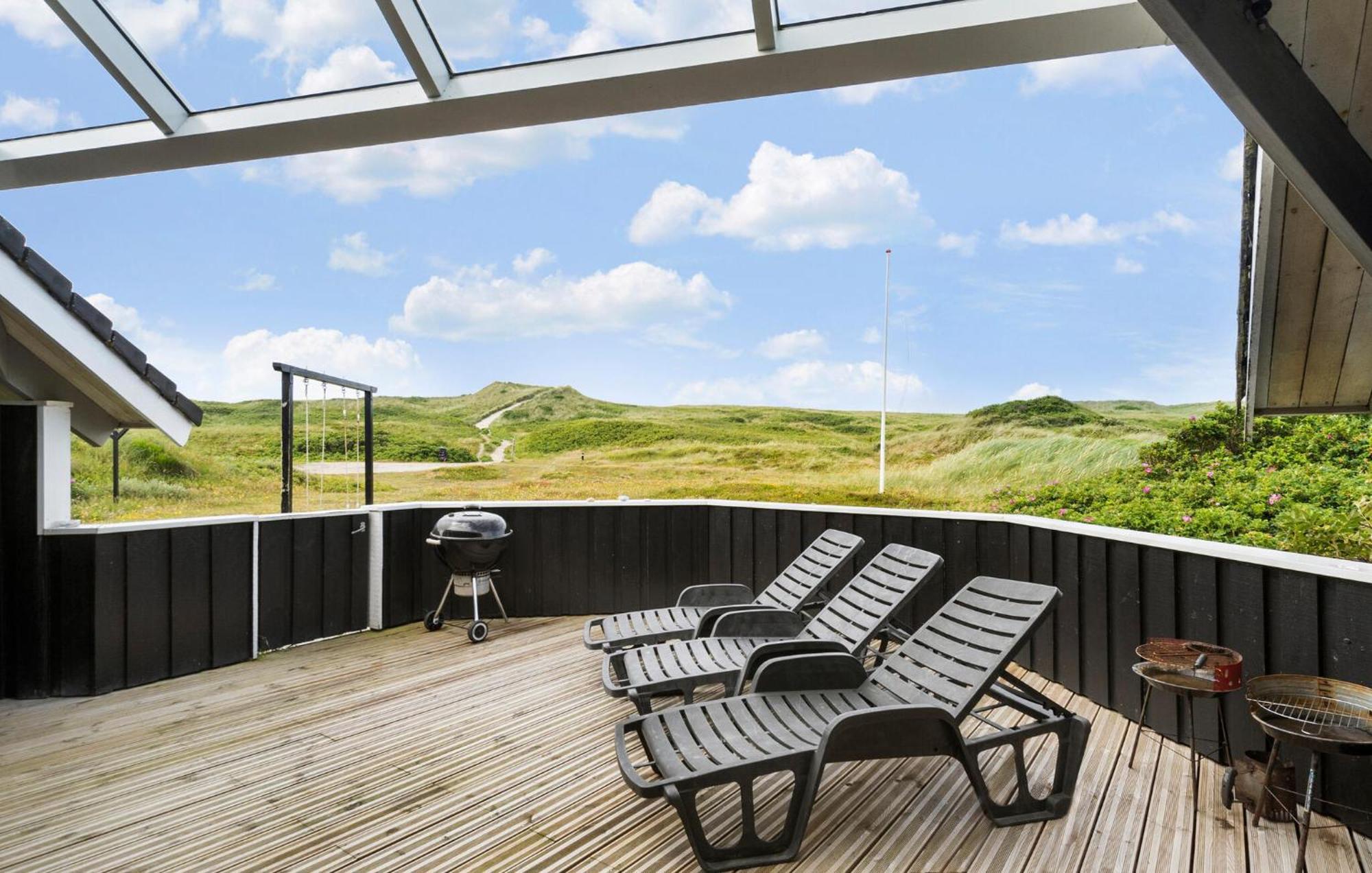 Stunning Home In Hvide Sande With Kitchen Bjerregård Εξωτερικό φωτογραφία